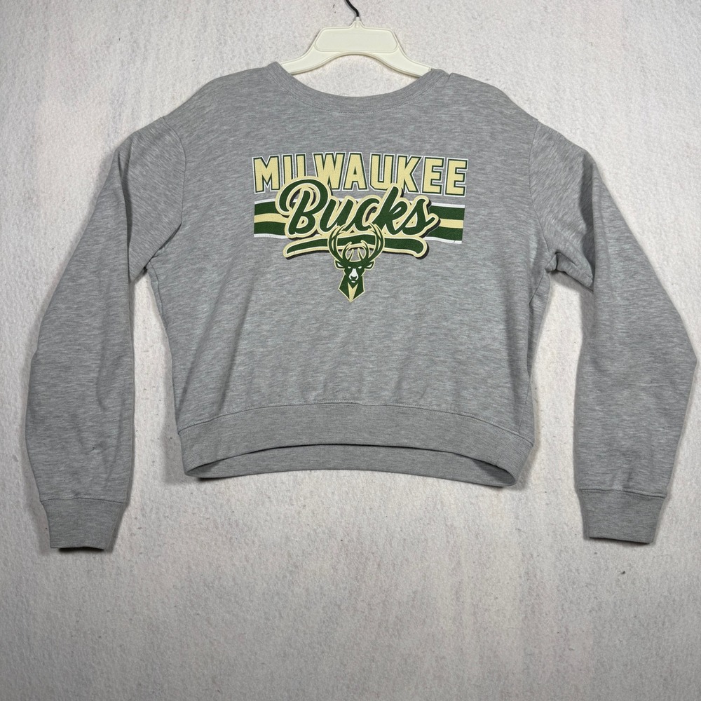 NBA Milwaukee Bucks Cropped Sweatshirt Heather Gray Womens Medium Pullover